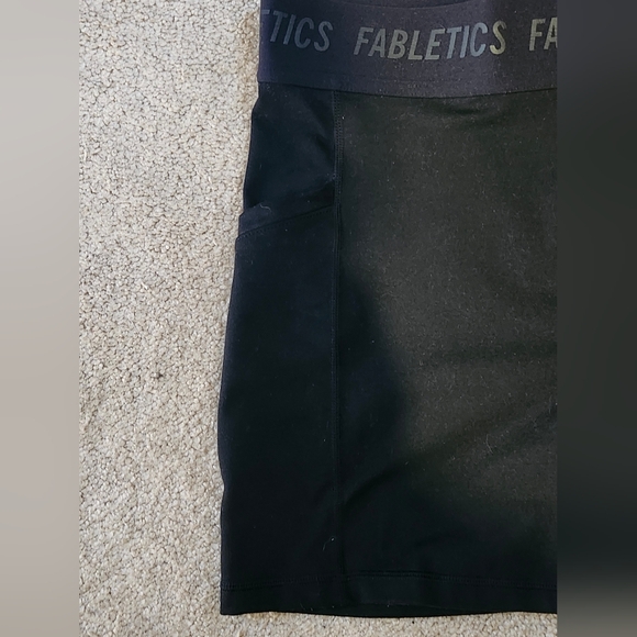 Fabletics Yoga Shorts w/ Pockets - Picture 2 of 4
